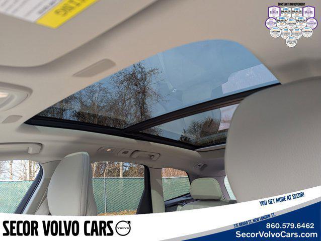 used 2023 Volvo XC60 car, priced at $32,995