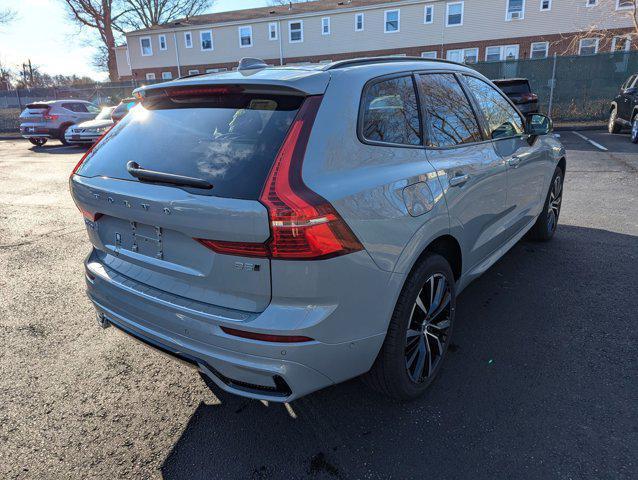 new 2025 Volvo XC60 car, priced at $55,525