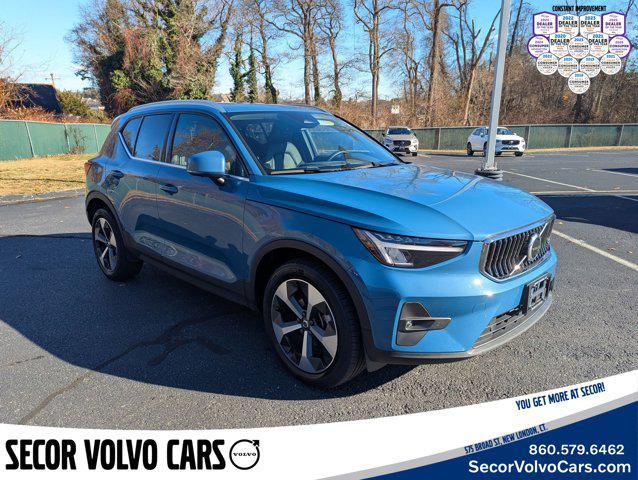 used 2023 Volvo XC40 car, priced at $30,295