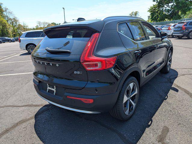 new 2025 Volvo XC40 car, priced at $48,335