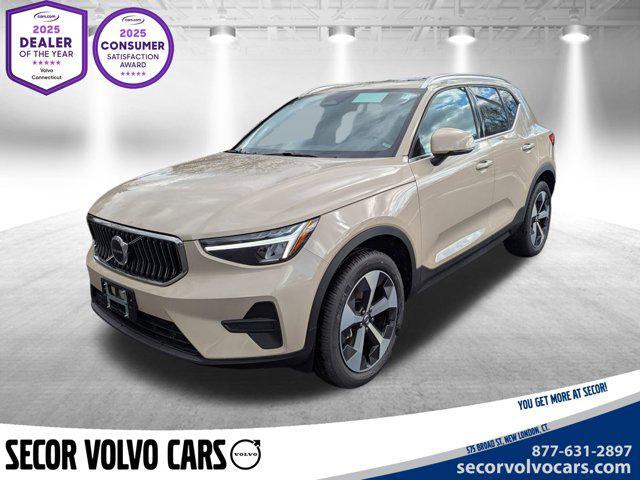 new 2025 Volvo XC40 car, priced at $44,465
