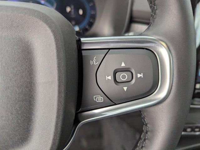 new 2025 Volvo XC40 car, priced at $45,465