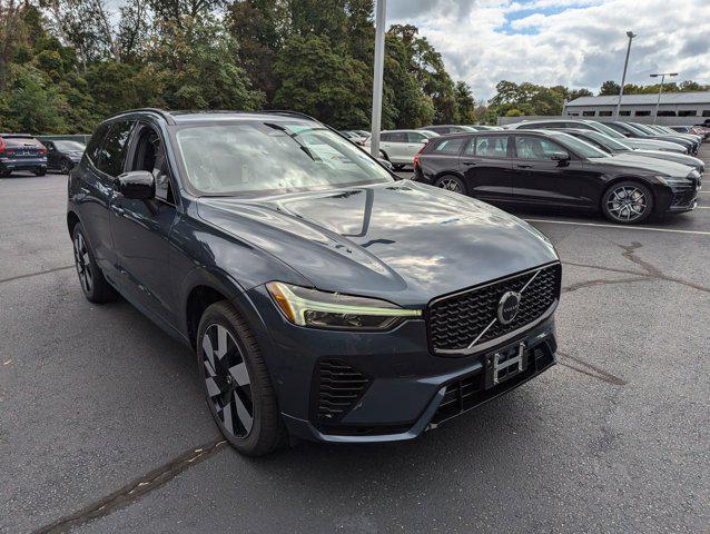 new 2025 Volvo XC60 Plug-In Hybrid car, priced at $65,425