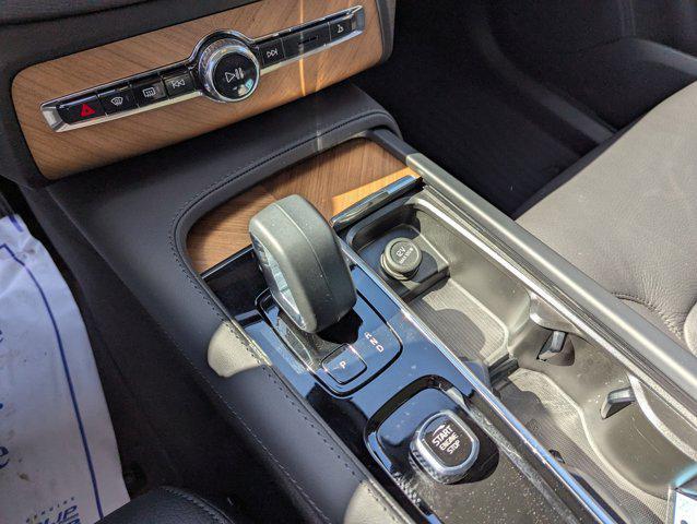 new 2025 Volvo XC90 car, priced at $67,455