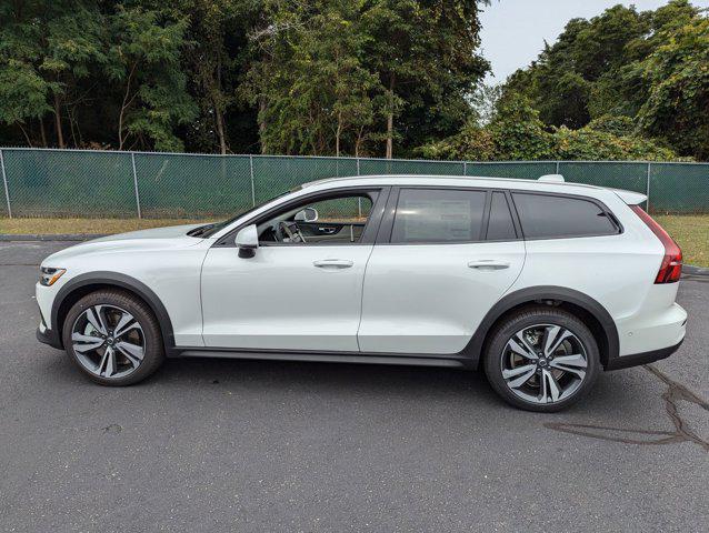 new 2025 Volvo V60 Cross Country car, priced at $55,025