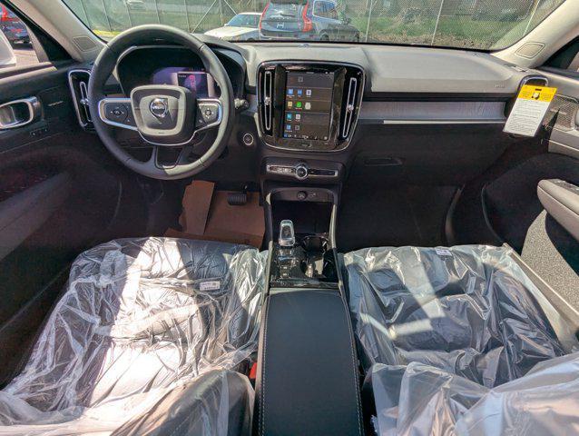 new 2025 Volvo XC40 car, priced at $51,235