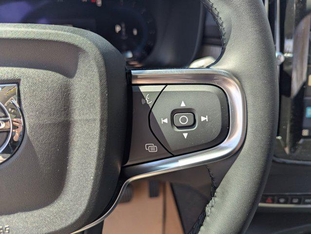 new 2025 Volvo XC40 car, priced at $51,235