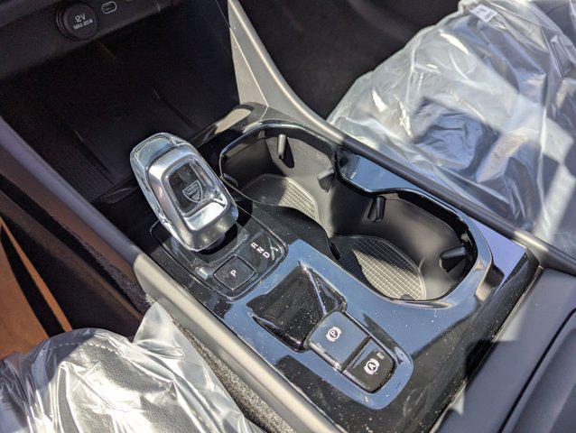 new 2025 Volvo XC40 car, priced at $51,235