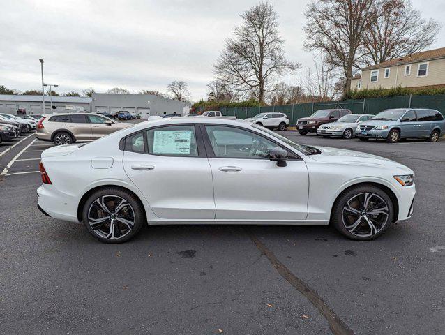 new 2024 Volvo S60 car, priced at $51,295