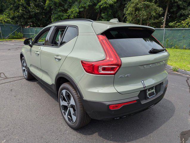 new 2025 Volvo XC40 car, priced at $46,315