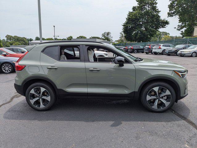 new 2025 Volvo XC40 car, priced at $46,315