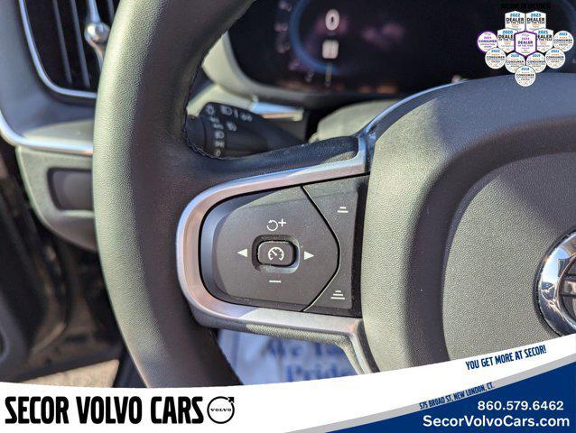 used 2023 Volvo XC60 car, priced at $31,995