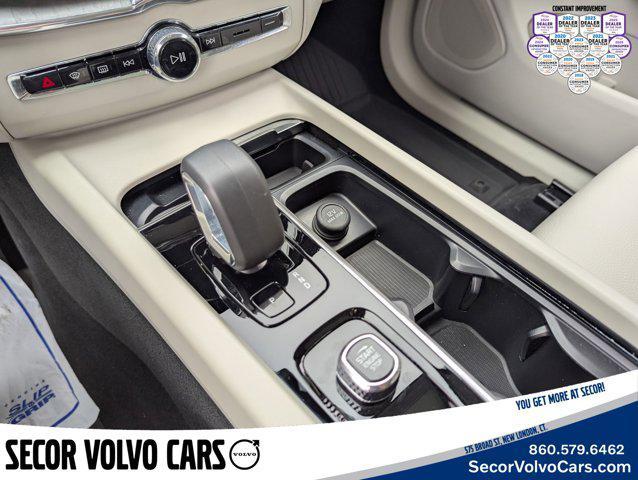 used 2024 Volvo XC60 Recharge Plug-In Hybrid car, priced at $55,995