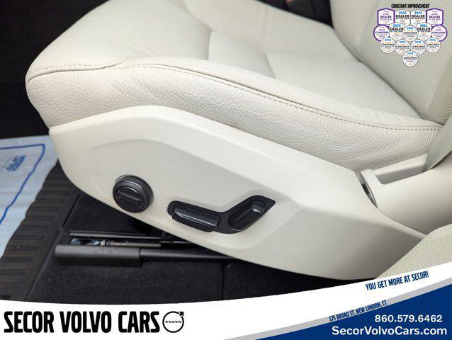 used 2024 Volvo XC60 Recharge Plug-In Hybrid car, priced at $55,995