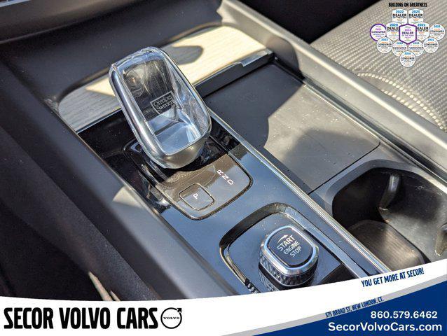 used 2022 Volvo XC60 car, priced at $36,995