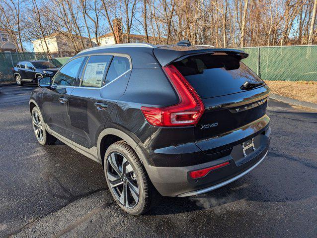 new 2025 Volvo XC40 car, priced at $50,040