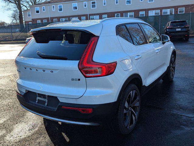 new 2025 Volvo XC40 car, priced at $50,040