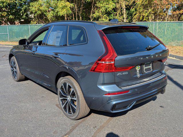 new 2025 Volvo XC60 car