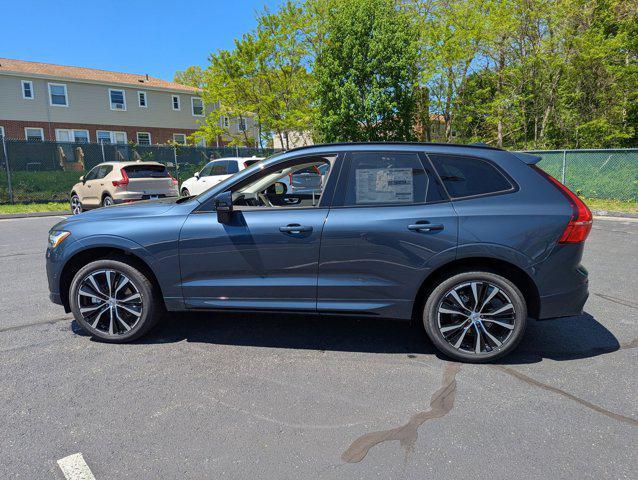 new 2025 Volvo XC60 car, priced at $55,360