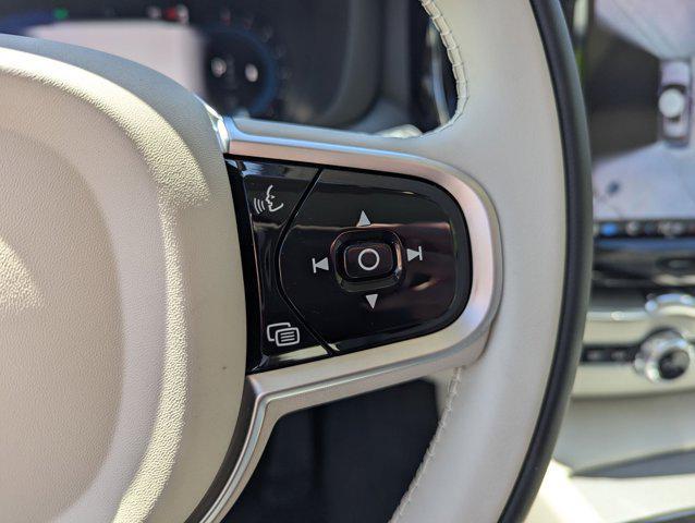 new 2025 Volvo XC60 car, priced at $55,360