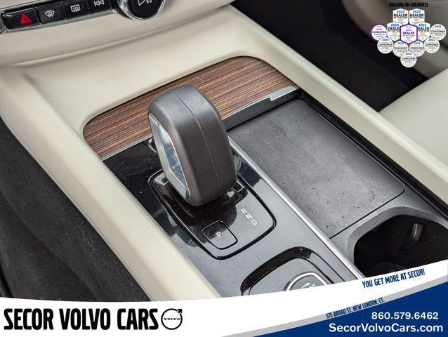 used 2022 Volvo XC60 car, priced at $32,995