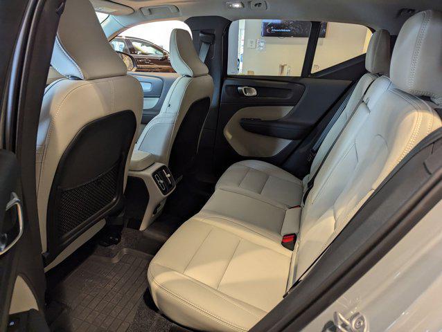 new 2025 Volvo XC40 car, priced at $50,040
