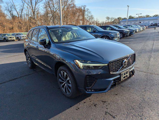 new 2025 Volvo XC60 car, priced at $50,075