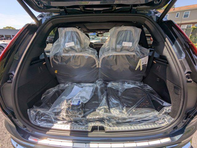 new 2025 Volvo XC90 car, priced at $69,155