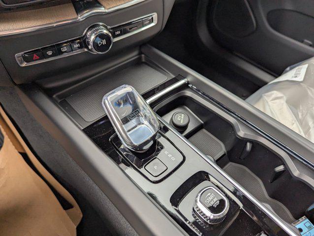 new 2026 Volvo XC60 car, priced at $57,985
