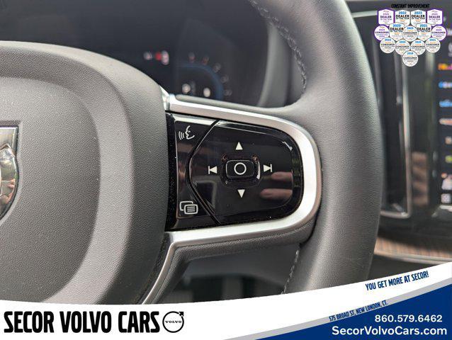 used 2023 Volvo XC60 car, priced at $37,495