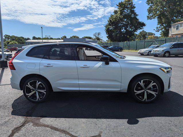 new 2025 Volvo XC60 car, priced at $59,525