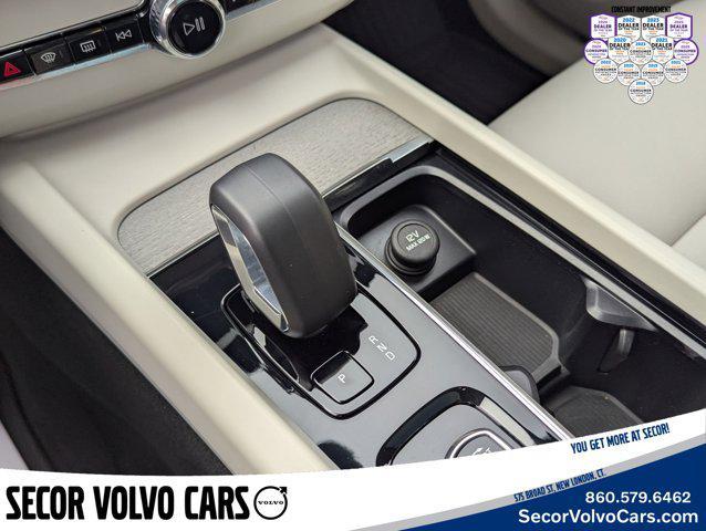 used 2023 Volvo XC60 car, priced at $36,995