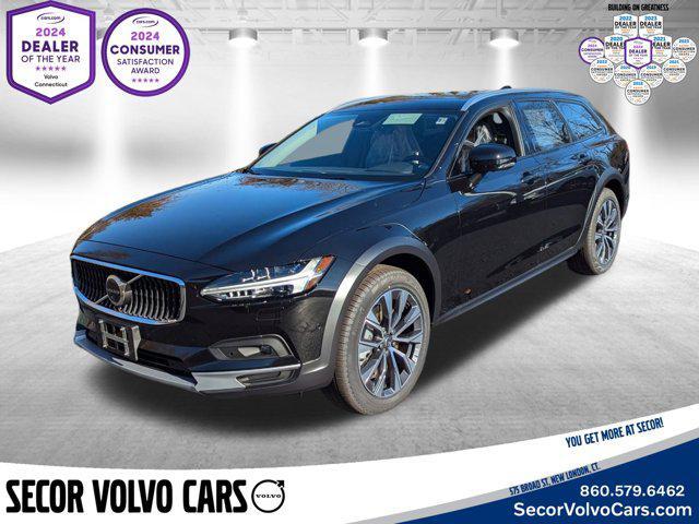 new 2025 Volvo V90 Cross Country car, priced at $63,530