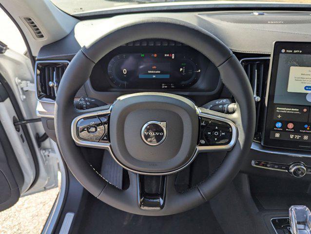 new 2025 Volvo XC90 Plug-In Hybrid car