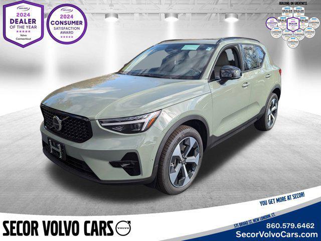 new 2025 Volvo XC40 car, priced at $46,315