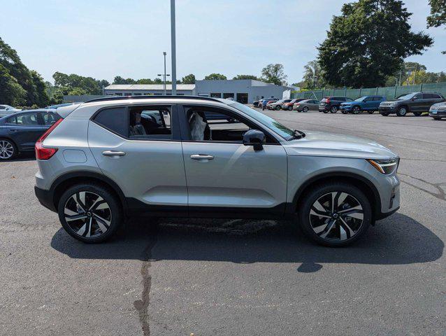 new 2025 Volvo XC40 car, priced at $51,040