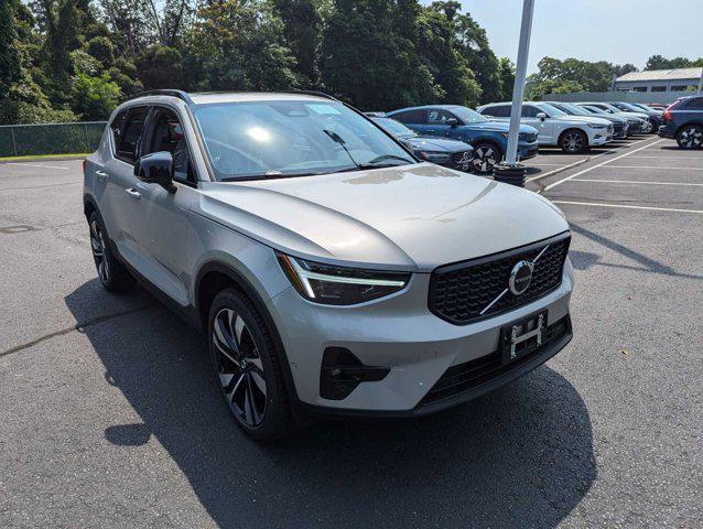 new 2025 Volvo XC40 car, priced at $51,040