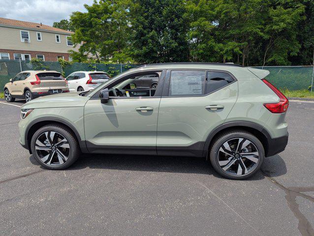 new 2025 Volvo XC40 car, priced at $47,810