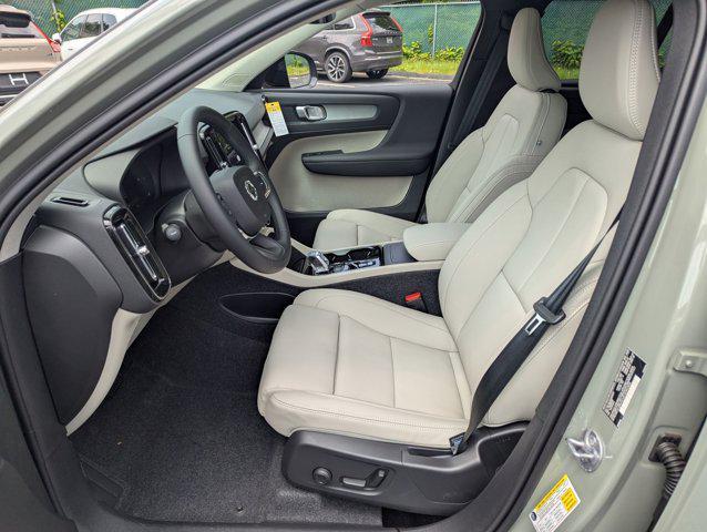 new 2025 Volvo XC40 car, priced at $47,810