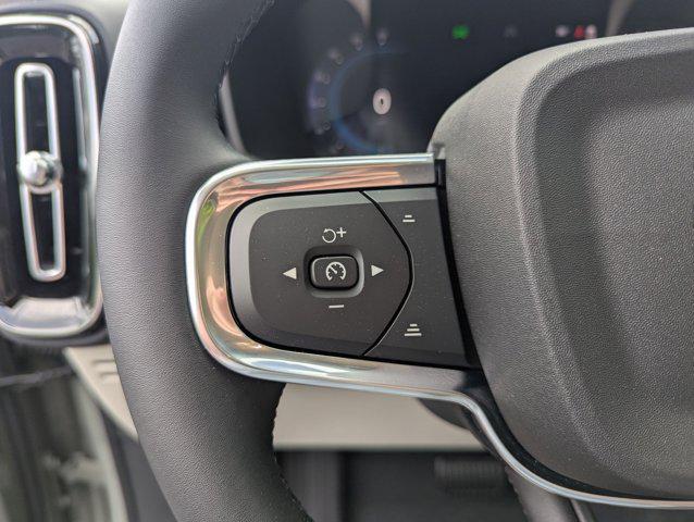 new 2025 Volvo XC40 car, priced at $47,810