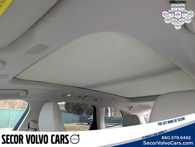 used 2022 Volvo XC60 car, priced at $34,995