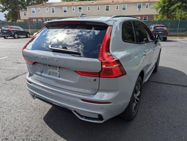 new 2025 Volvo XC60 car, priced at $53,425