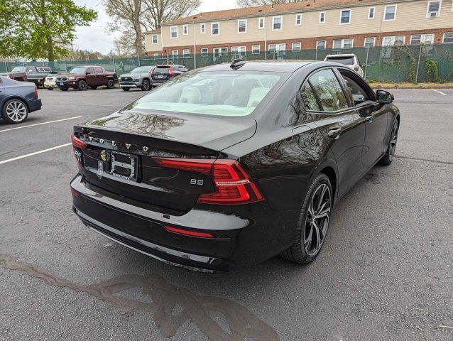 new 2024 Volvo S60 car, priced at $44,592