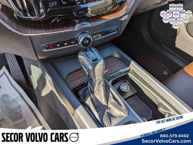 used 2021 Volvo XC60 car, priced at $33,814