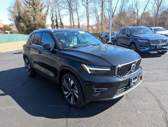 new 2025 Volvo XC40 car, priced at $49,060