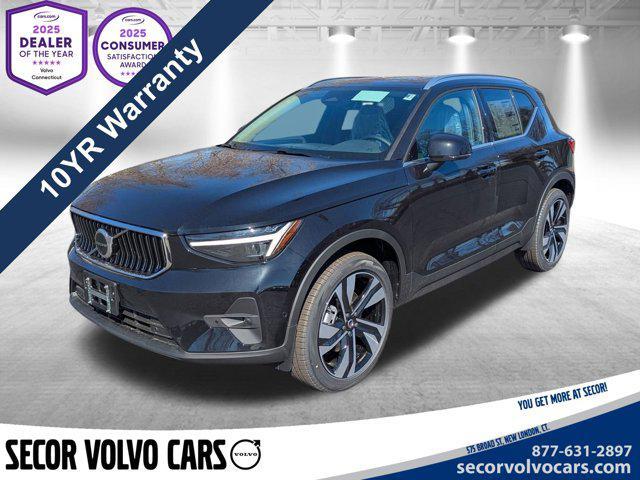 new 2025 Volvo XC40 car, priced at $46,060