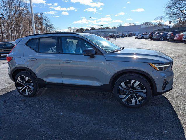 new 2025 Volvo XC40 car, priced at $48,790