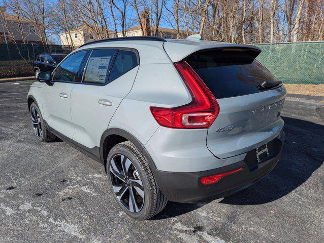 new 2025 Volvo XC40 car, priced at $48,790