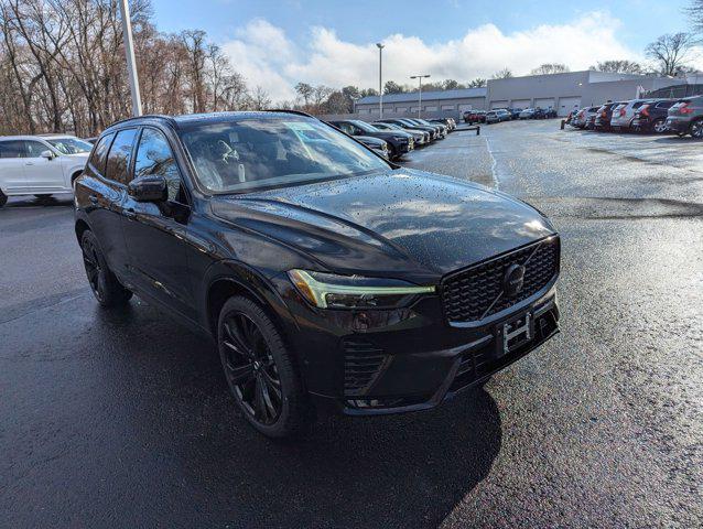 new 2025 Volvo XC60 car, priced at $60,675