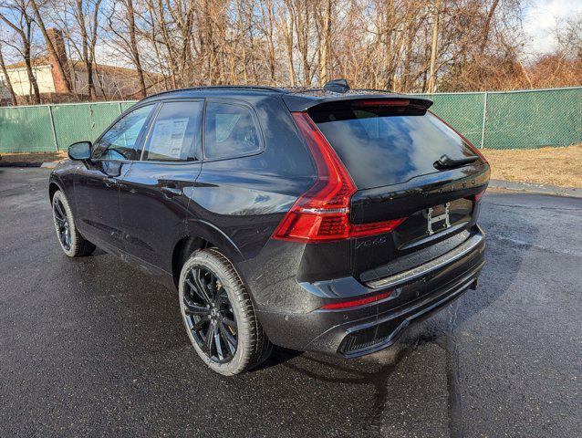 new 2025 Volvo XC60 car, priced at $60,675